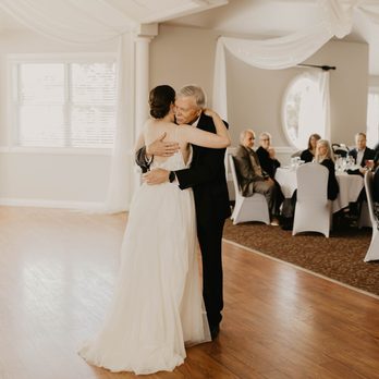 Manitou Bar & Kitchen - a bride and groom sharing a first dance - Venues & Event Spaces Near Me - White Bear Lake, Minnesota Manitou Bar & Kitchen - a bride and groom sharing a first dance - Venues & Event Spaces Near Me - White Bear Lake, Minnesota