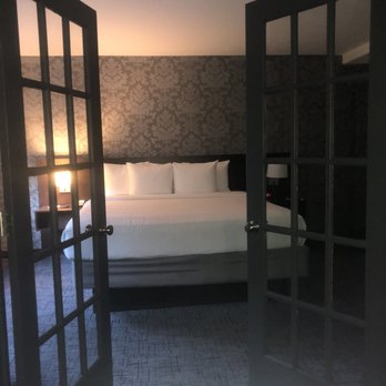 Royal Regency Hotel - Hotels Near Me - Yonkers, New York