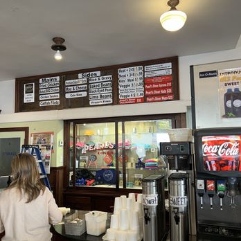 Pearl’s Diner - Counter and menu - American Near Me - Laurel, Mississippi Pearl’s Diner - Counter and menu - American Near Me - Laurel, Mississippi
