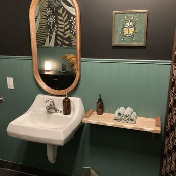 The Hive Salon - Hair Stylists Near Me - Sebastopol, California The Hive Salon - Hair Stylists Near Me - Sebastopol, California