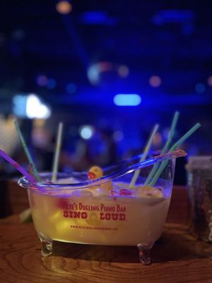 PETE'S DUELING PIANO BAR by null