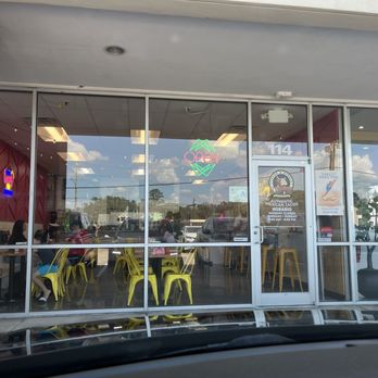 Birrieria El Compadre - Store front - Food Trucks Near Me - Pearland, Texas