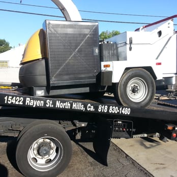 All Star Towing - It doesn't have to have 4 wheels for us to tow it, if it's tow-able we can do it. - Towing Near Me - Los Angeles, California All Star Towing - It doesn't have to have 4 wheels for us to tow it, if it's tow-able we can do it. - Towing Near Me - Los Angeles, California