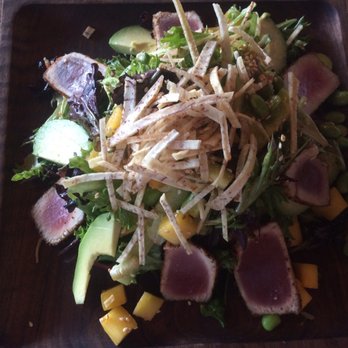 Laurel Tavern - Good beer, nice bar for bball, delicious food! Ahí Tuna salad and burgers. Try em all. - New American Near Me - Studio City, California