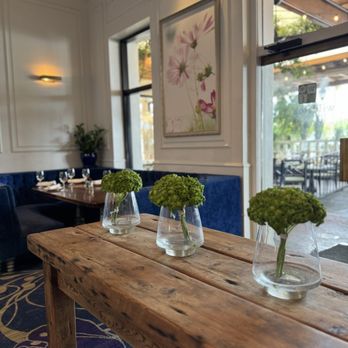 Wildflower - Gorgeous Southern Vibe Interior - New American Near Me - Tucson, Arizona