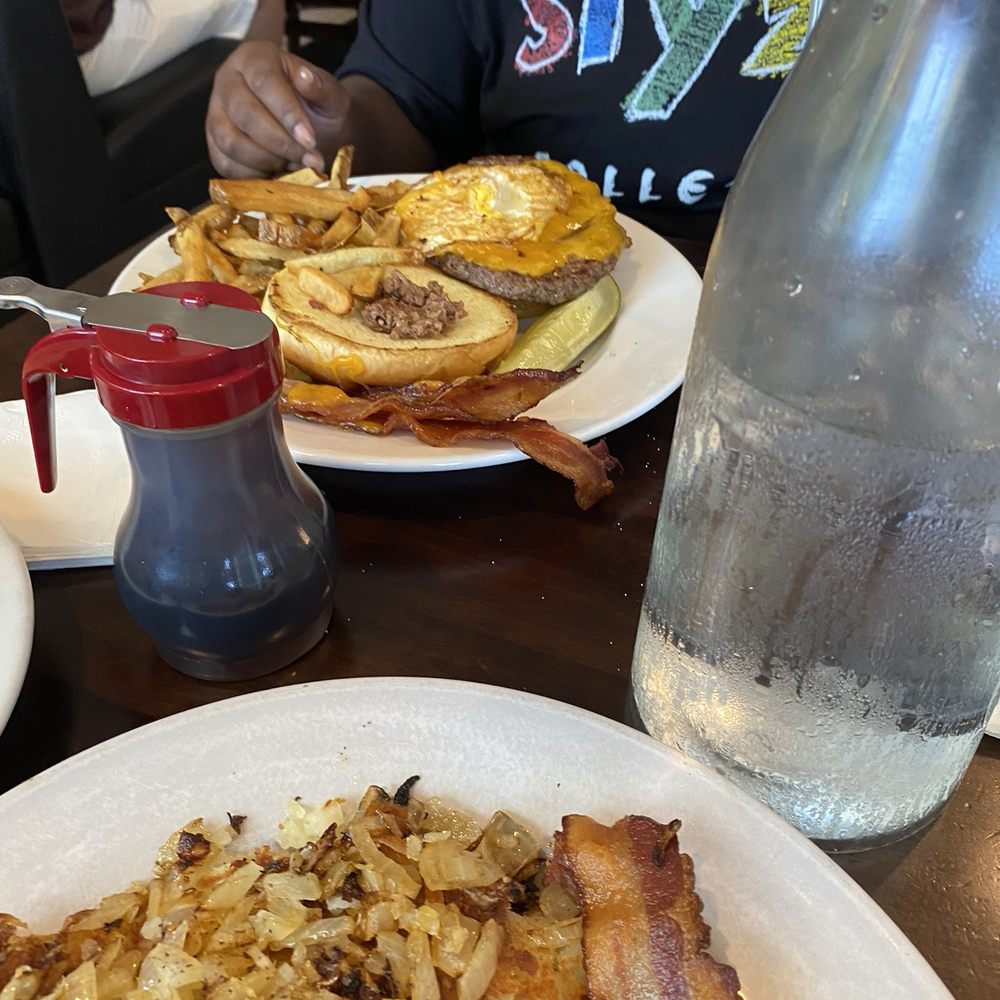 Bacon and Jam - Burger - Breakfast & Brunch Near Me - Chicago, Illinois Bacon and Jam - Burger - Breakfast & Brunch Near Me - Chicago, Illinois