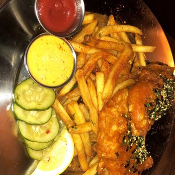 Eureka! - Bars Near Me - Cerritos, California