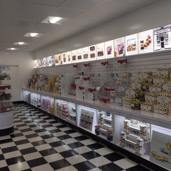 See's Candies - Inside the store - Chocolatiers & Shops Near Me - Sacramento, California