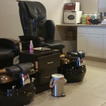 KLC Nails & Spa - Awwwww. Amazing massage chairs for fantastic over the top pedicure. - Nail Salons Near Me - Ceres, California