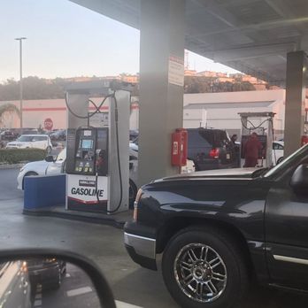 Costco Gasoline - Had to get out the car and track down the attendant who was standing at the booth talking to the co-worker. - Gas Stations Near Me - Signal Hill, California Costco Gasoline - Had to get out the car and track down the attendant who was standing at the booth talking to the co-worker. - Gas Stations Near Me - Signal Hill, California