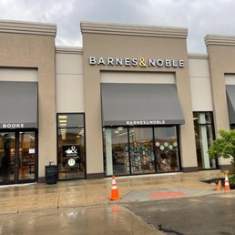 Exterior photo of Barnes & Noble - Mason, Ohio Exterior photo of Barnes & Noble - Mason, Ohio