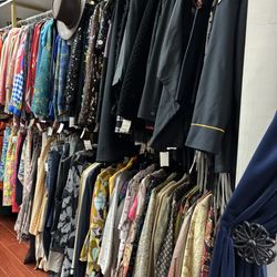 The Couture Concierge - A fully stocked true vintage collection of clothes!