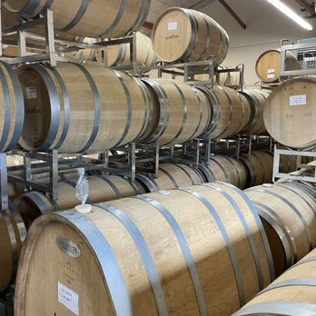 Loxton Cellars - Wineries Near Me - Glen Ellen, California