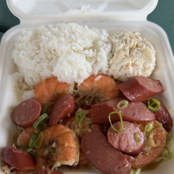 Geste Shrimp Truck - Food Trucks Near Me - Kahului, Hawaii