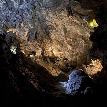 Moaning Caverns Adventure Park - Amusement Parks Near Me - Vallecito, California