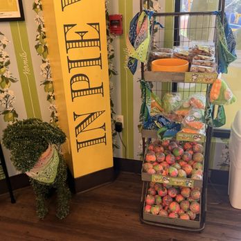 Kermit's Key Lime Pie Shop - Treats for dogs. My dog didn't like it. - Desserts Near Me - Pigeon Forge, Tennessee