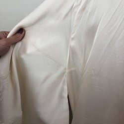 Gallery Cleaner - There are washes all over the robe like this.