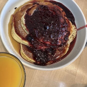 Cafe Mambo - Pancake - yummy! - Breakfast & Brunch Near Me - Paia, Hawaii Cafe Mambo - Pancake - yummy! - Breakfast & Brunch Near Me - Paia, Hawaii