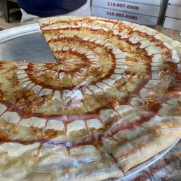 Look at this art. Not all like that but it's a beautiful pizza Look at this art. Not all like that but it's a beautiful pizza
