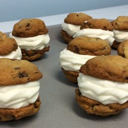 Sundaes Ice Cream - Mini Chipwiches