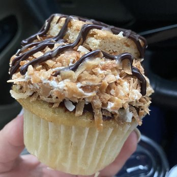 Molly's Cupcakes - Samoa cupcake - Cupcakes Near Me - Chicago, Illinois Molly's Cupcakes - Samoa cupcake - Cupcakes Near Me - Chicago, Illinois