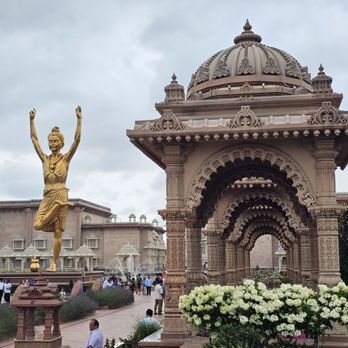 BAPS Swaminarayan Akshardham - Hindu Temples Near Me - Robbinsville, New Jersey