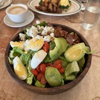 Morgans Restaurant - Cobb Salad - New American Near Me - Miami, Florida