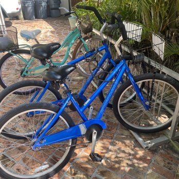 Eaton Bikes - Beach cruisers comes with basket, locks and front and rear lights ! No better way to cruise Key West - Bike Rentals Near Me - Key West, Florida