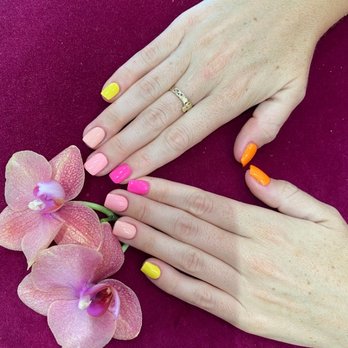 Nail Bar - Mountain View - Nail Salons Near Me - Mountain View, California