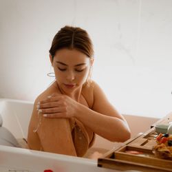 Vivian Head Spa & Wellness