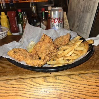 Fontaine's Oyster House - Grouper fingers and a Coors Light. Good - Seafood Near Me - Atlanta, Georgia Fontaine's Oyster House - Grouper fingers and a Coors Light. Good - Seafood Near Me - Atlanta, Georgia