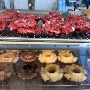 Rainbow Donuts And Smoothies - Yummy donuts!! I recommend these also! - Donuts Near Me - Chandler, Arizona Rainbow Donuts And Smoothies - Yummy donuts!! I recommend these also! - Donuts Near Me - Chandler, Arizona
