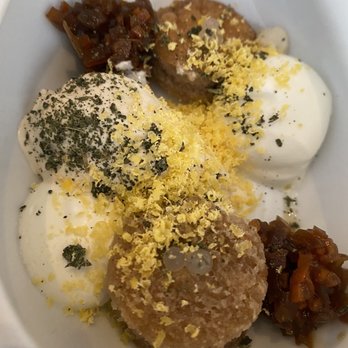 Shabour - One of the sweet savory desserts - International Near Me - Paris, 01