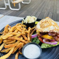 Rocking Horse Bar & Grill - Hangover Burger w/o bun