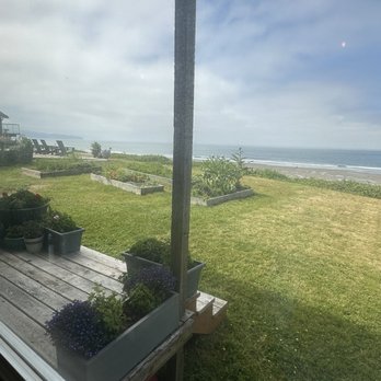 Roseanna's Cafe - View of the garden - Seafood Near Me - Oceanside, Oregon Roseanna's Cafe - View of the garden - Seafood Near Me - Oceanside, Oregon