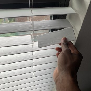 LOLLIMAIDS - Maids damaged my blinds. - Home Cleaning Near Me - Houston, Texas LOLLIMAIDS - Maids damaged my blinds. - Home Cleaning Near Me - Houston, Texas