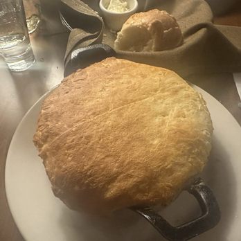 Common Man Restaurant - Chicken Pot Pie - American Near Me - Claremont, New Hampshire