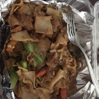 Million Thai Restaurant - Veggie pad see eew to go - Thai Near Me - Fairfield, California