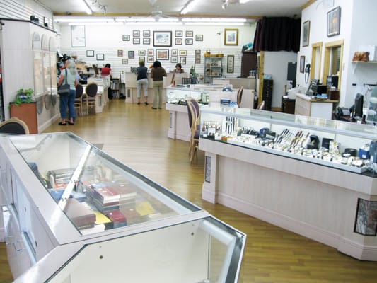 LYNCHBURG PAWN SHOP - Updated May 2026 - 36 Photos & 12 Reviews - 6115