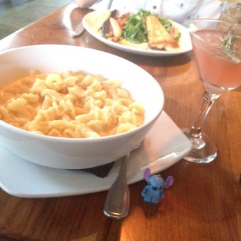 The Vig Arcadia - Mac & cheese $11 and Ramblin Rose $10 - American Near Me - Phoenix, Arizona The Vig Arcadia - Mac & cheese $11 and Ramblin Rose $10 - American Near Me - Phoenix, Arizona