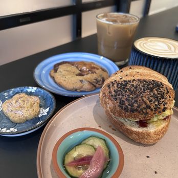 Cardoon - Rose cookie, chocolate chip cookie, egg sandwich, lattes - Coffee & Tea Near Me - Seattle, Washington Cardoon - Rose cookie, chocolate chip cookie, egg sandwich, lattes - Coffee & Tea Near Me - Seattle, Washington