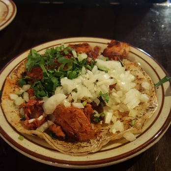 La Casa De Samuel - Taco de Al Pastor - Mexican Near Me - Chicago, Illinois