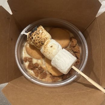 DOMESTIC - Banana  pudding so good - Barbeque Near Me - La Puente, California