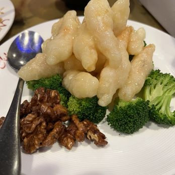 Yu's Mandarin - Honey Glazed Walnut Shrimp - Chinese Near Me - Schaumburg, Illinois Yu's Mandarin - Honey Glazed Walnut Shrimp - Chinese Near Me - Schaumburg, Illinois