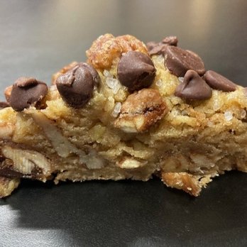 Gideon's Bakehouse - June 2023 Special Edition Flavor - "The Sea Turtle Cookie" (Cross-Sectional View) - Bakeries Near Me - Orlando, Florida