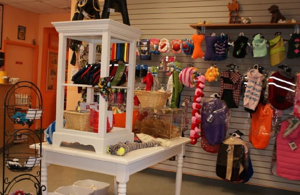 Clip Shoppe Groom & Board