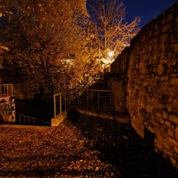 Stadtmauer & Geraeinlauf Rosswehr - Herbst