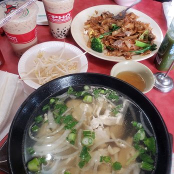BMC Pho - Chicken noodle soup and beef fried noodles - Vietnamese Near Me - Covina, California BMC Pho - Chicken noodle soup and beef fried noodles - Vietnamese Near Me - Covina, California