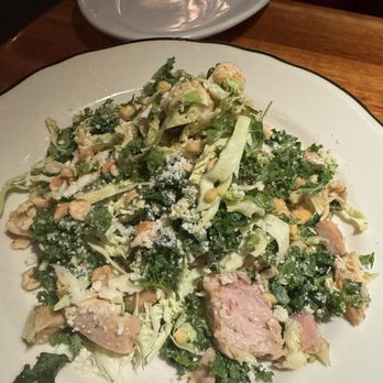 Houston's Restaurant - Kale chicken salad - New American Near Me - Scottsdale, Arizona