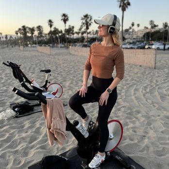 The Sun Cycle - beach cycling class - Cycling Classes Near Me - Santa Monica, California The Sun Cycle - beach cycling class - Cycling Classes Near Me - Santa Monica, California